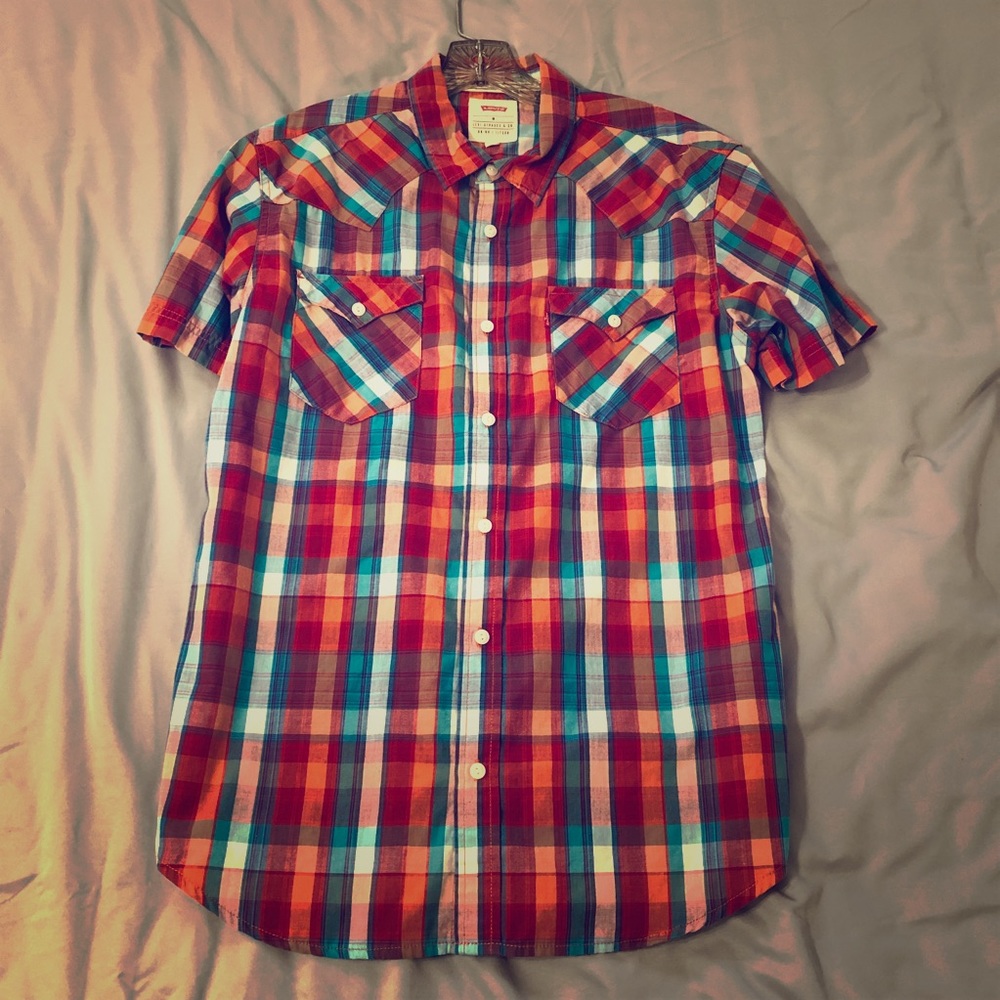 Levi Straus Button-down Short Sleeve Shirt Medium